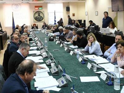 Έκτακτη συνεδρίαση του δημοτικού συμβουλ...