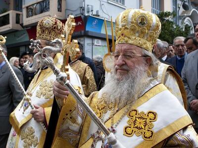 Ο Άνθιμος παραδέχεται πως υπάρχουν ομοφυ...