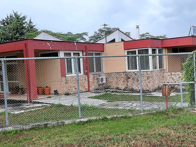 Εισαγγελική παρέμβαση για δασκάλα παιδικ...