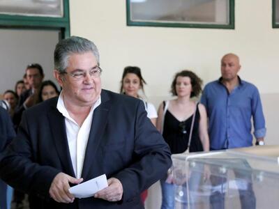 Δημήτρης Κουτσούμπας: Ανοίξτε τα διόδια ...