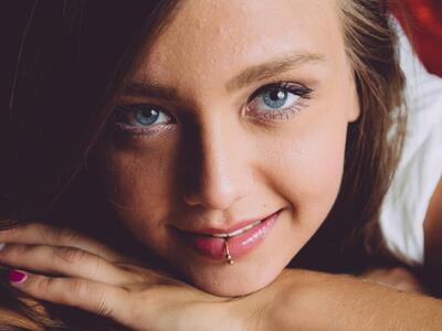 Η Πατρινή Γιούλη Ασημακοπούλου μιλάει στ...