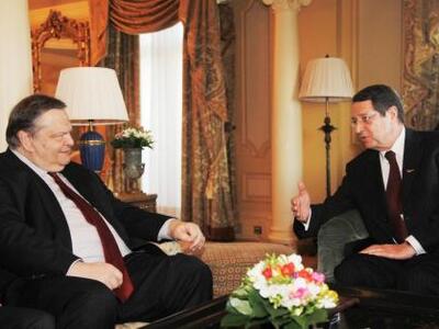 Ευ. Βενιζέλος: εθνική προτεραιότητα η αν...