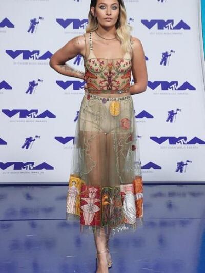 Πάρις Τζάκσον με Christian Dior 