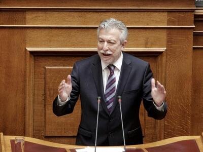 Η Κυβέρνηση αδειάζει το Νομικό Συμβουλίο...