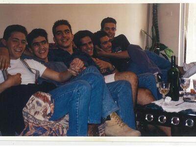 Φιλική συνεύρεση 1994