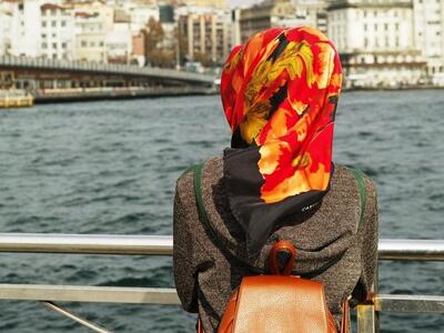 Μυτιλήνη: Τέσσερις άνδρες επιτέθηκαν σε ...