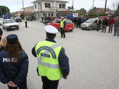 Δυτ. Ελλάδα:Άνοιξαν τους δρόμους οι αγρό...