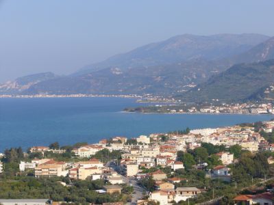 Κάτοικοι Ανατολικής Αιγιάλειας: Καθιστικ...