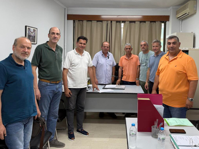 σπιράλ: Συζήτηση με ιδιοκτήτες ταξί