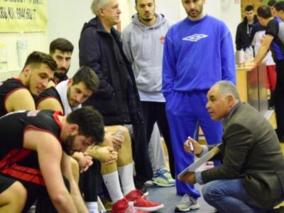 Μπάσκετ: Παρελθόν από την Αχαγιά '82 ο Θ...