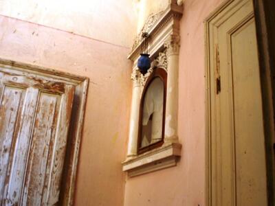 Εσωτερική άποψη της φυλακής Λυμπερόπουλου