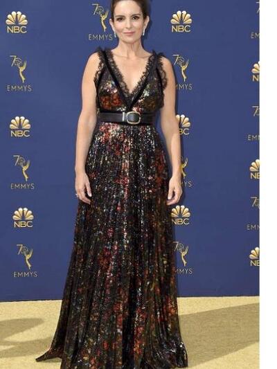 ΤΙΝΑ ΦΕΙ ΜΕ ELIE SAAB