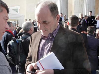 Ο Γ. Σταθάκης του ΣΥΡΙΖΑ απαντά σε 5'' τ...