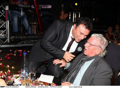 Στα μπουζούκια ο Βουτσάς μετά την περιπέ...