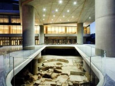 Ένα «μουσείο» κάτω από το Μουσείο της Ακ...