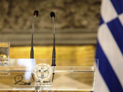 Κομισιόν: Μένει πολύ δουλειά για λύση στην Ελλάδα