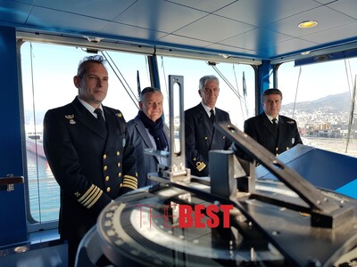 Ο Λιμενάρχης Πατρών ευχήθηκε στον καπετά...