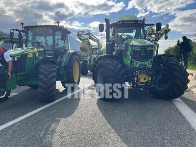 Αχαΐα: Eπί ποδός οι αγρότες- Έκλεισαν τη...