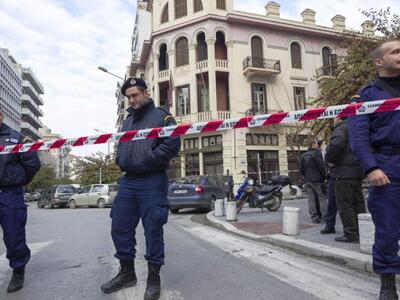 Τηλεφώνημα για βόμβες στο Ταμείο Παρακατ...