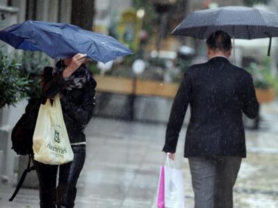Βροχές και σποραδικές καταιγίδες στη Δυτική Ελλάδα