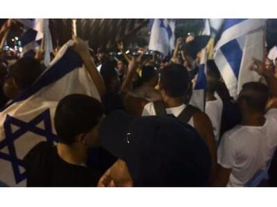 Ισραηλινοί τραγουδούν «Δεν έχει σχολείο ...