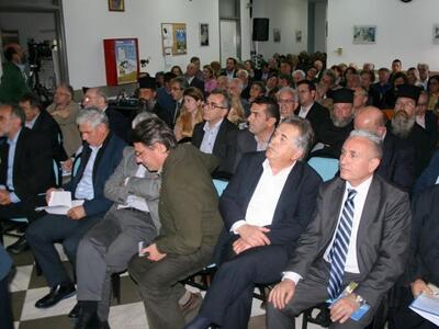 ΔΕΙΤΕ ΦΩΤΟ από την ενδιαφέρουσα Ημερίδα ...