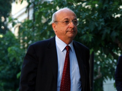 Ελέγχουν και Τσουκάτο, εκτός από  Μαντέλη 