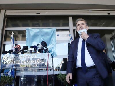 Χρυσοχοΐδης: Οι Έλληνες έχουν δείξει αξι...