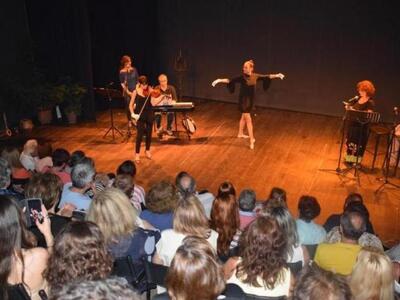 Πάτρα: ΔΕΙΤΕ ΦΩΤΟ από την μουσικοθεατρικ...