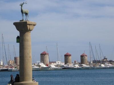 Μπράβοι παρεμπόδισαν φορολογικό έλεγχο σ...