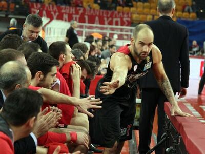 Α1 μπάσκετ: Ο Ολυμπιακός "πέρασε&qu...