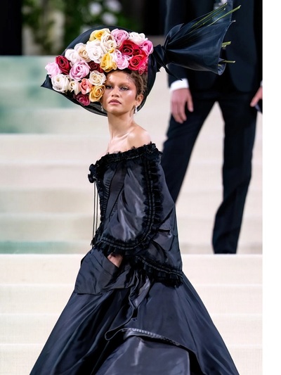 Η Ζεντάγια πρωταγωνίστησε στο Met Gala μ...