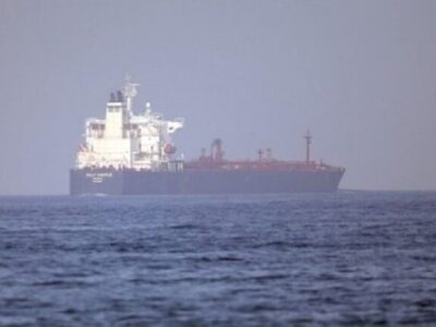 Υεμένη: Ελληνόκτητο πλοίο δέχθηκε πυραυλ...