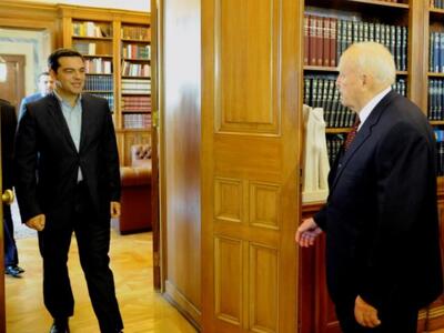 Τσίπρας σε Παπούλια: Διάλυση της Βουλής ...