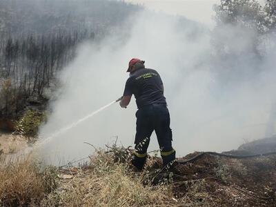 Φωτιά τώρα στην Κερατέα: Σηκώθηκαν και ε...