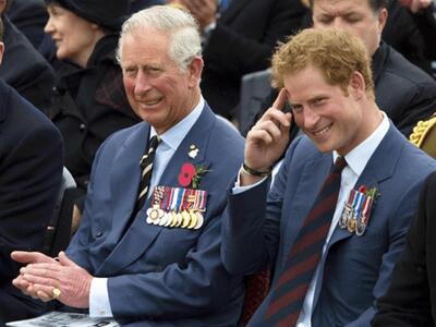 Βασιλιάς Κάρολος: Συναντήθηκε με τον γιο...