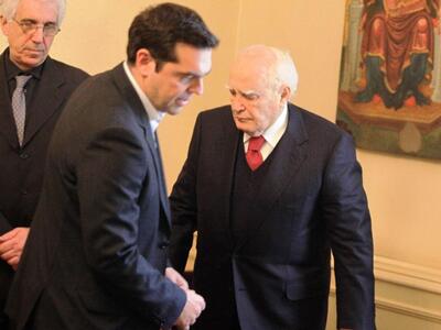 Ολοκληρώθηκε η συνάντηση Τσίπρα-Παπούλια...