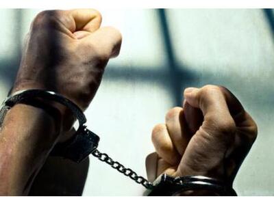 Νεαρός «έγδυσε» 14 καταστήματα