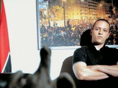 Δείτε τον Ηλία Κασιδιάρη να ποζάρει ως μ...