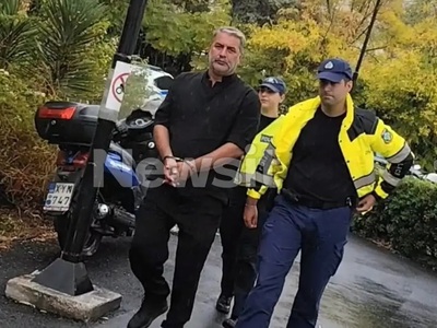 Βασίλης Μπισμπίκης: Η στιγμή που οδηγείτ...