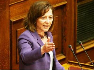 Παρούσα στην ομιλία Τσίπρα η Σοφία Γιανν...