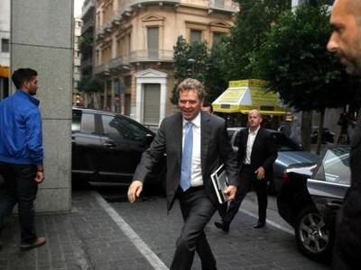 Κρίσιμη σύσκεψη σήμερα με Τρόικα: «Κόκκι...