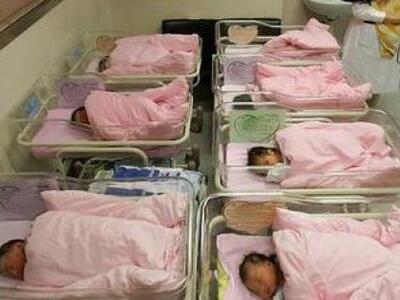 Πούλησαν το παιδί τους για να πάρουν παπ...