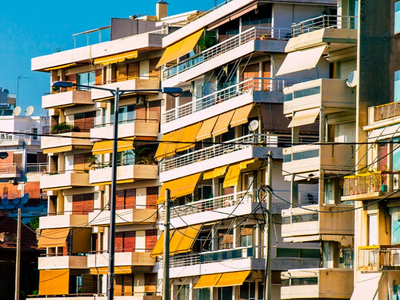 Έρχεται πρόγραμμα ανακαίνισης και ενεργε...