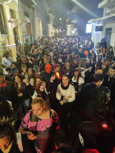 Πάτρα: Η 2η «Ημέρα των Φαντασμάτων» γέμισε τη Ρήγα Φεραίου με χρώματα, μουσική και χαμόγελα