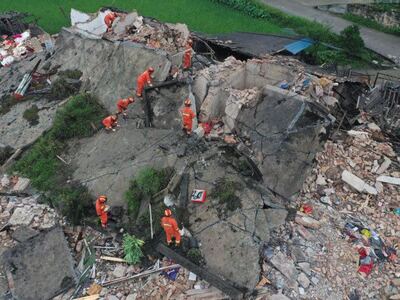 Δεκάδες νεκροί από τον σεισμό των 6 Ρίχτ...
