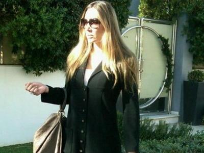 Τι φόρεσε η Πετρουλάκη στην πρωινή της βόλτα