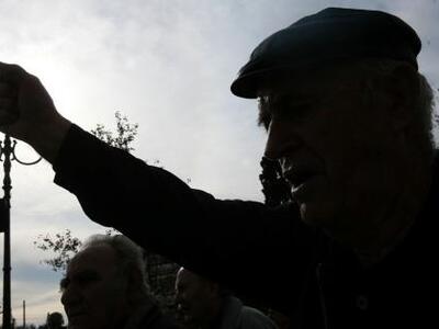 Στους δρόμους οι συνταξιούχοι της Θεσσαλονίκης