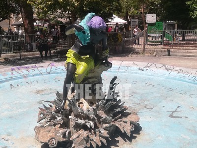 Πλατεία Όλγας: Τα βάσανα των αγαλμάτων κ...