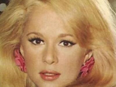 Δ. Στυλιανοπούλου για Αλίκη: Στ’ αυτιά μ...